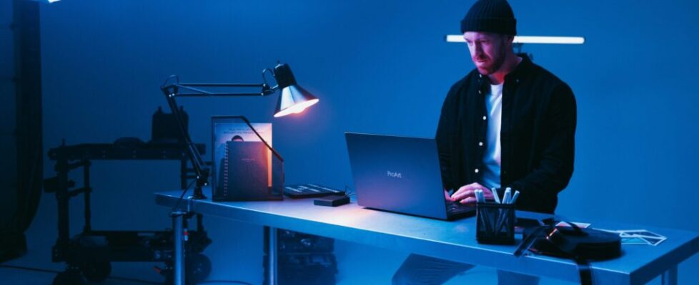 Hello World Featured Image